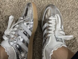 TENIS SAMBA OG PLATEADOS