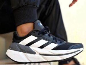 ADIDAS ADISTAR - NEGRO - HOMBRE