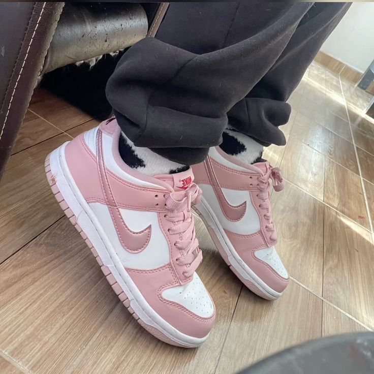 TENIS NIKE DUNK ROSA/ BLANCO MUJER - Imagen 3